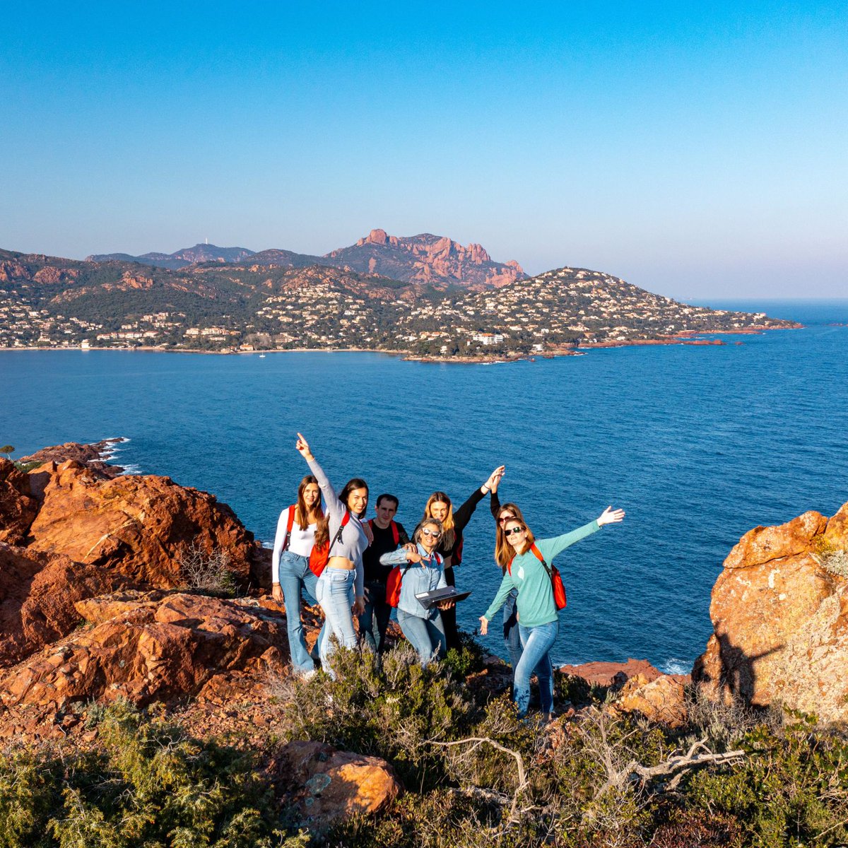 EsterelCoteAzur's tweet image. 📢 On se retrouve à Cannes !

La team #MICE Estérel Côte d’Azur sera présente aux Heavent Meetings les 25 &amp;amp; 26 mars au Palais des Festivals 👉 Stand J26

En savoir + : lnkd.in/d_C-h6QC

#heaventmeetings #event #tourisme