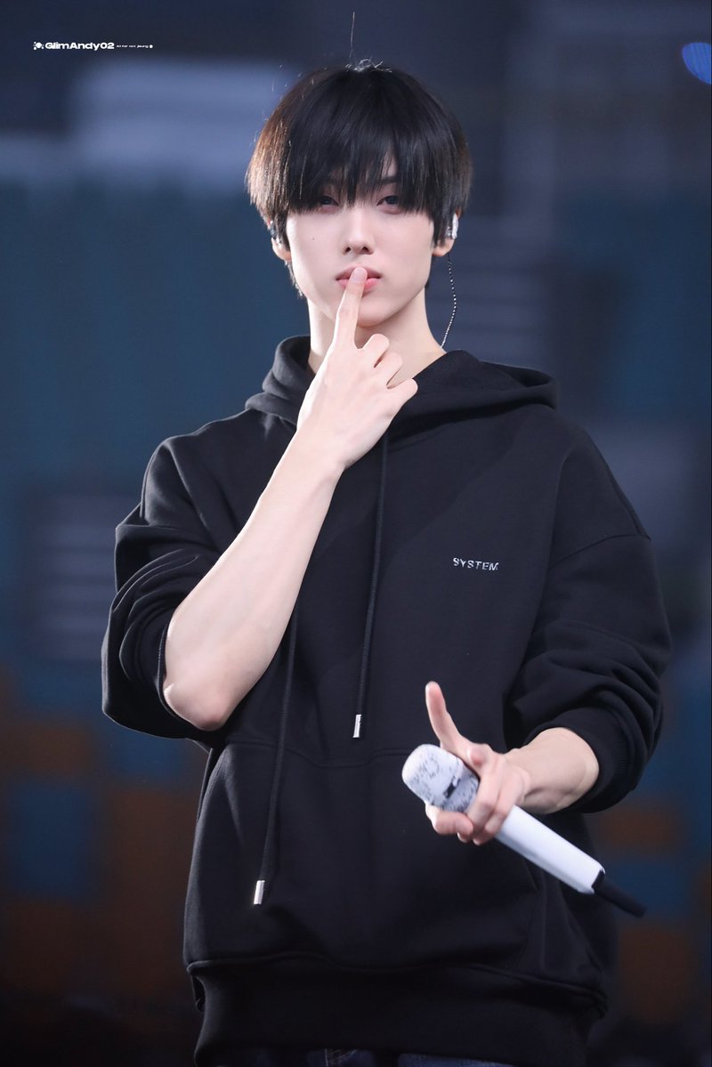 GlimAndy02 tweet media