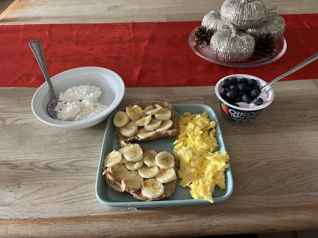 haleyallure09's tweet photo. healthy brunch!. https://t.co/TdybvfXFGW