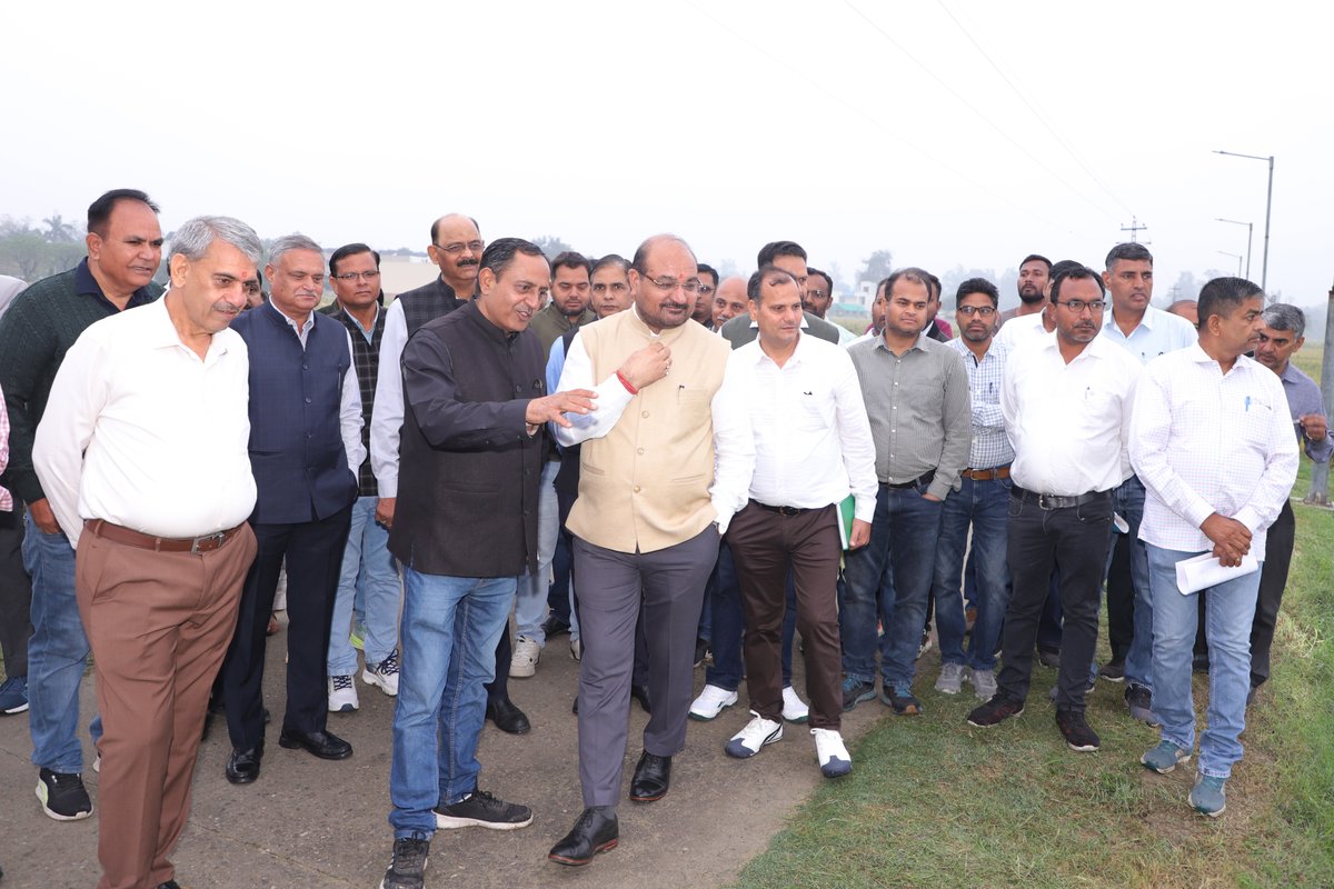 icarindia's tweet photo. Dr. M. L. Jat, Secy (DARE) & DG, ICAR, inaugurated Kaushal Vikas Bhawan at ICAR–IIWBR, Karnal, with Dr. D. K. Yadava, DDG (CS). Reviewed key achievements & stressed innovation, crop breeding for 2050 needs & diversification.#ICAR #IIWBR @AgriGoI @ChouhanShivraj @PIB_India https://t.co/1gvY8nWLVf