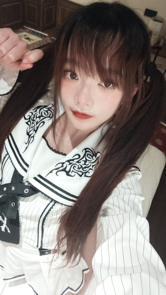 月虹蝶（2.0 tweet media