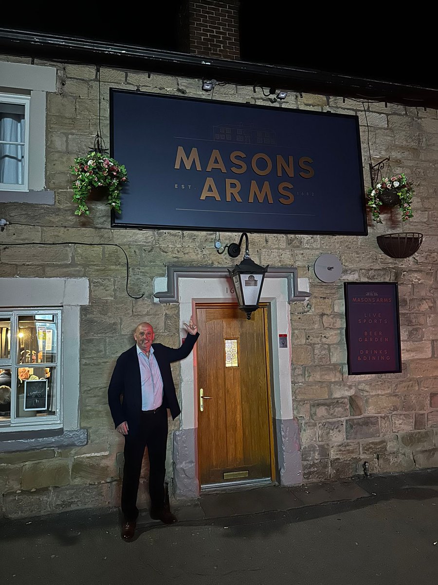 Dan Clubbe tweet media