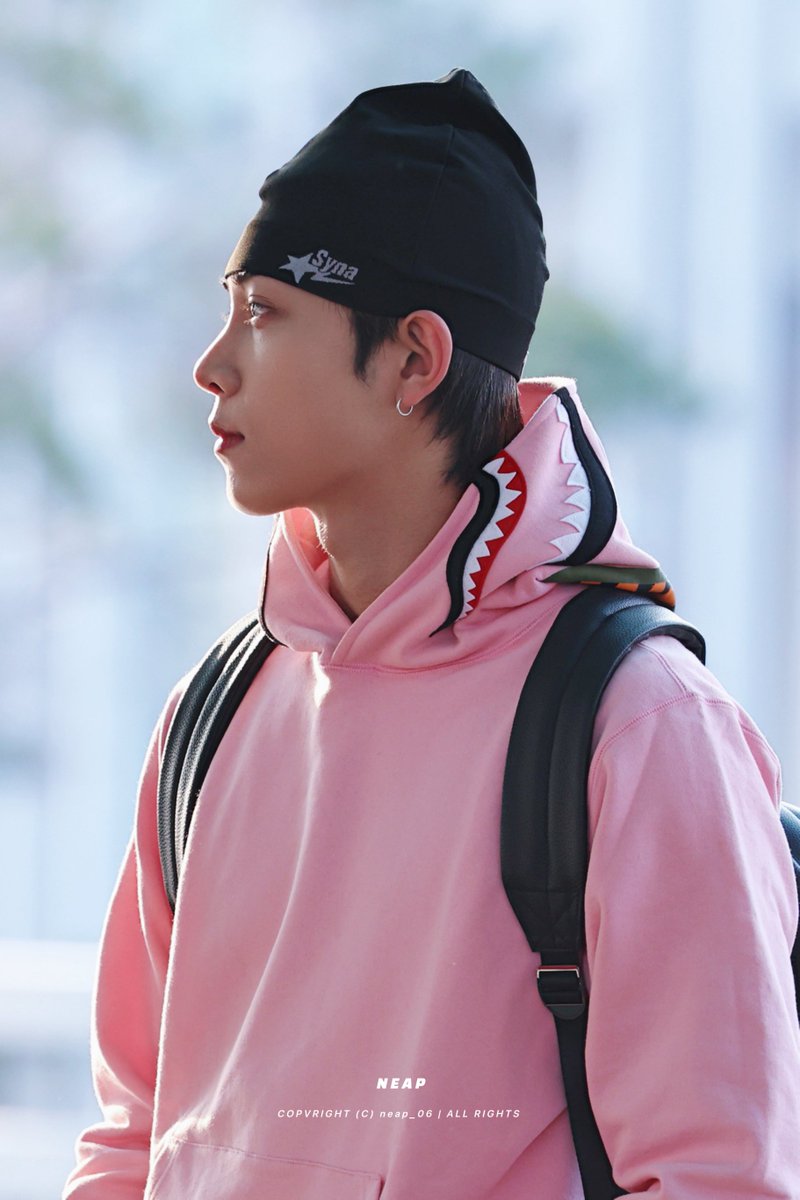 260320 인천 출국

핑크핑크🩷🩷

#률 #RYUL #롱샷 #LNGSHOT