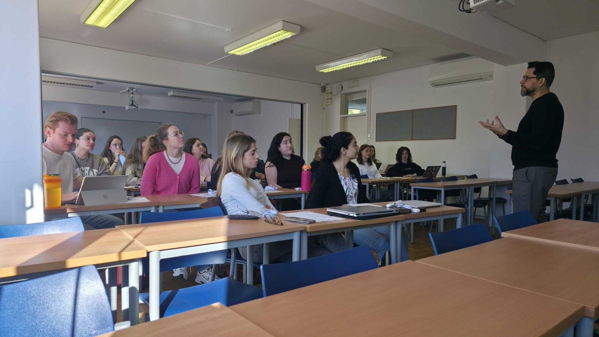 ESSAlcoitao's tweet image. Teve início a 9.ª edição do International Minor in Acute Care, promovido pela ESSAlcoitão.
Participam estudantes de fisioterapia de quatro universidades dos Países Baixos: @hanze, HU Utrecht, Saxion e Leiden.

#essalcoitao #santacasa #minor #acutecare #erasmus #erasmusplus