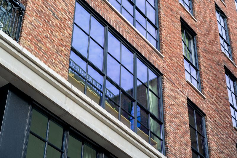 Specification Online tweet media