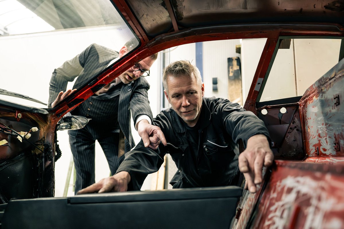 NielsvanRoij's tweet image. Precision, in every surface.

The result of countless hours, eventually reduced to a single, coherent form. Our Guida Touring Sport in progress, last year.

#automotive #craftsmanship #coachbuilt #engineering #bespoke #bespokecars #cardesigner #nielsvanroijdesign