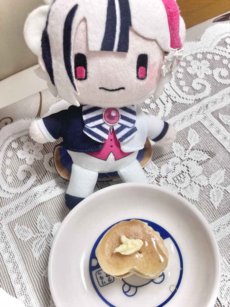 000_0XP's tweet photo. そうだよ、君のだから食べて良いんだよ。 https://t.co/M0NlUgrySY