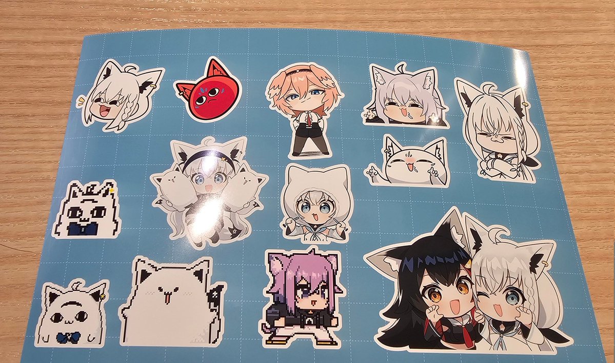 くまらん tweet media