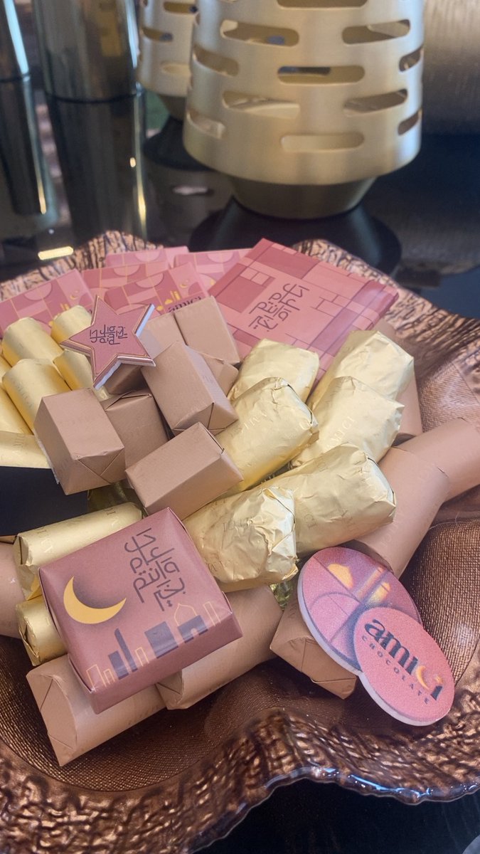 الظل الرمادي 2015 tweet media