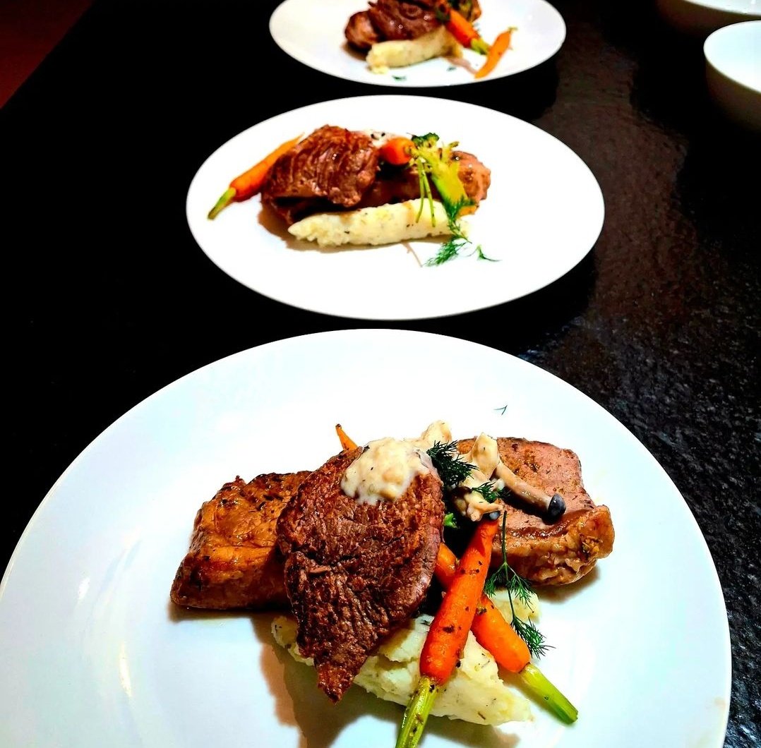 Vanilla Unicorn Play House tweet media