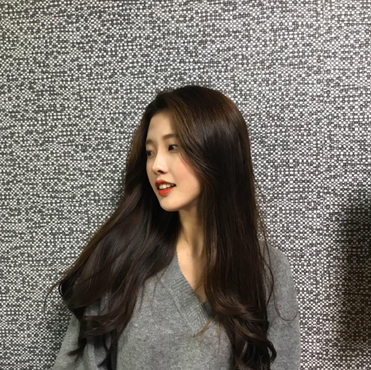 ninafallstrom's tweet photo. 바나나 먹으면 나한테 바나나 ?

#오프 #맘눌뎀 #섹트 https://t.co/rBfNoCavW6
