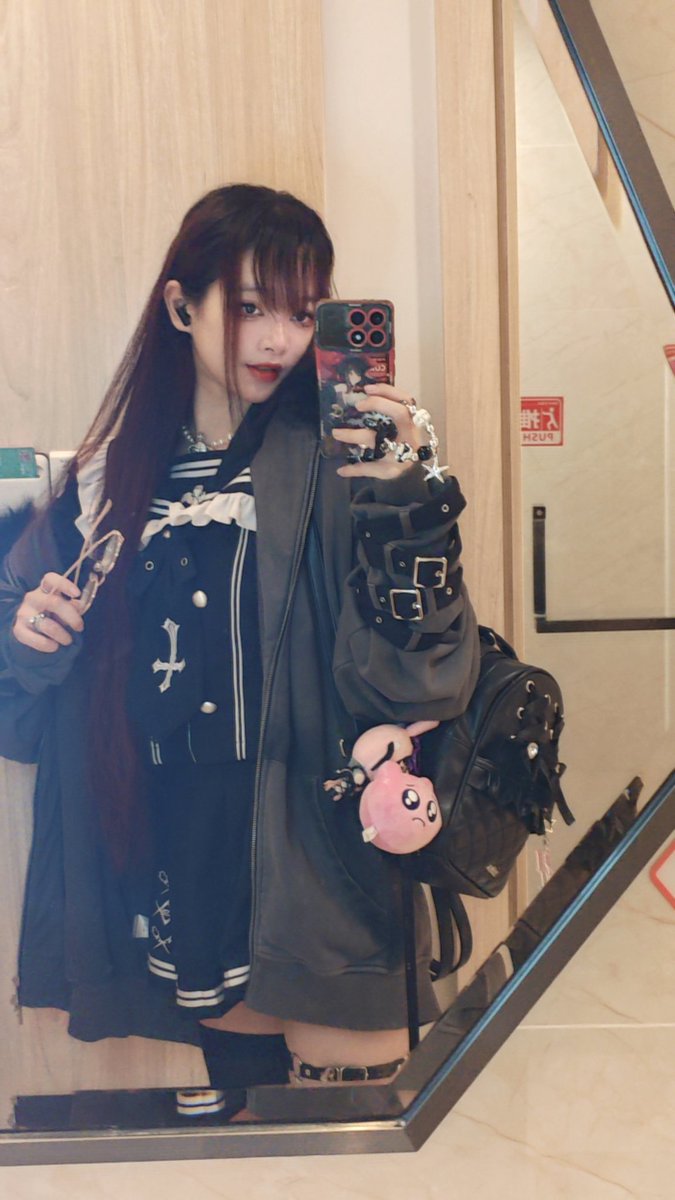 月虹蝶（2.0 tweet media