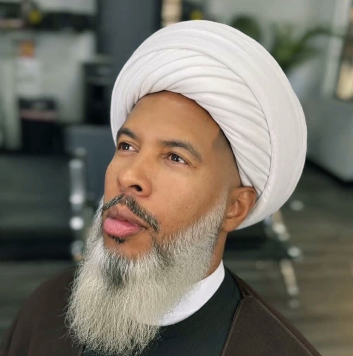 pF • comms open tweet media