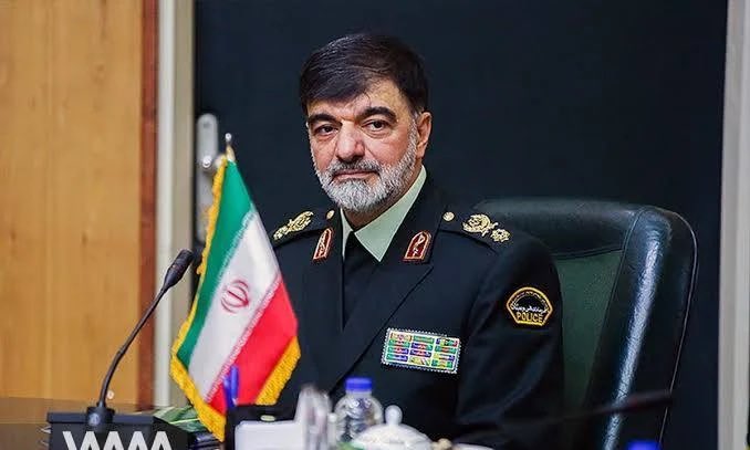 جنوب السرة tweet media