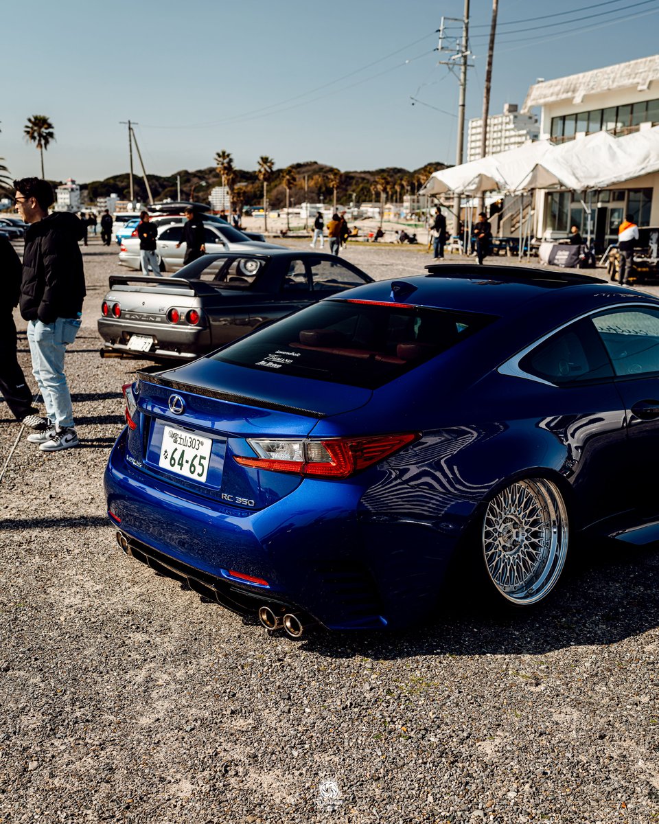 J 👁△ tweet media