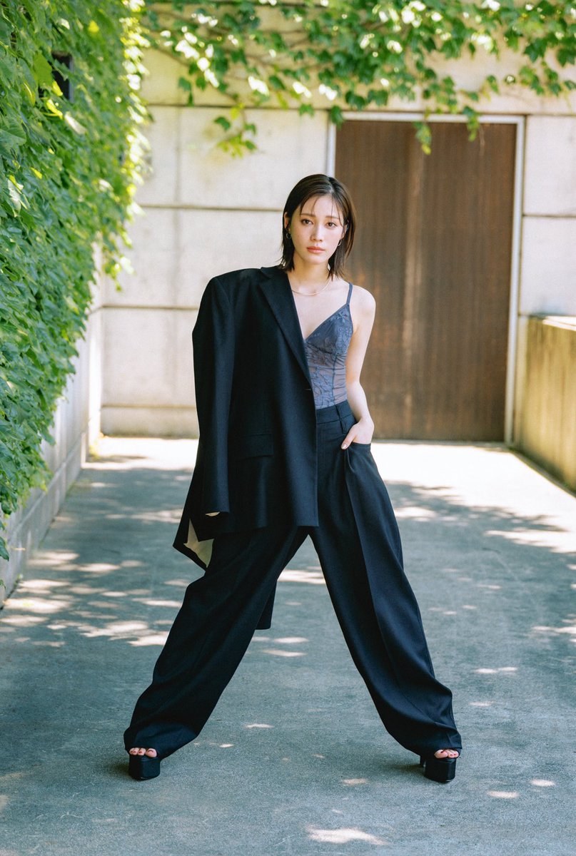 中村ゆりか写真集 5/20発売【公式】 tweet media