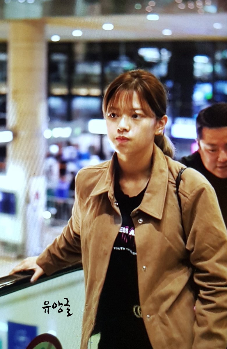 foryoojeong's tweet photo. 2018 🤎                               2026 🥹 https://t.co/aIYL9XBgDx