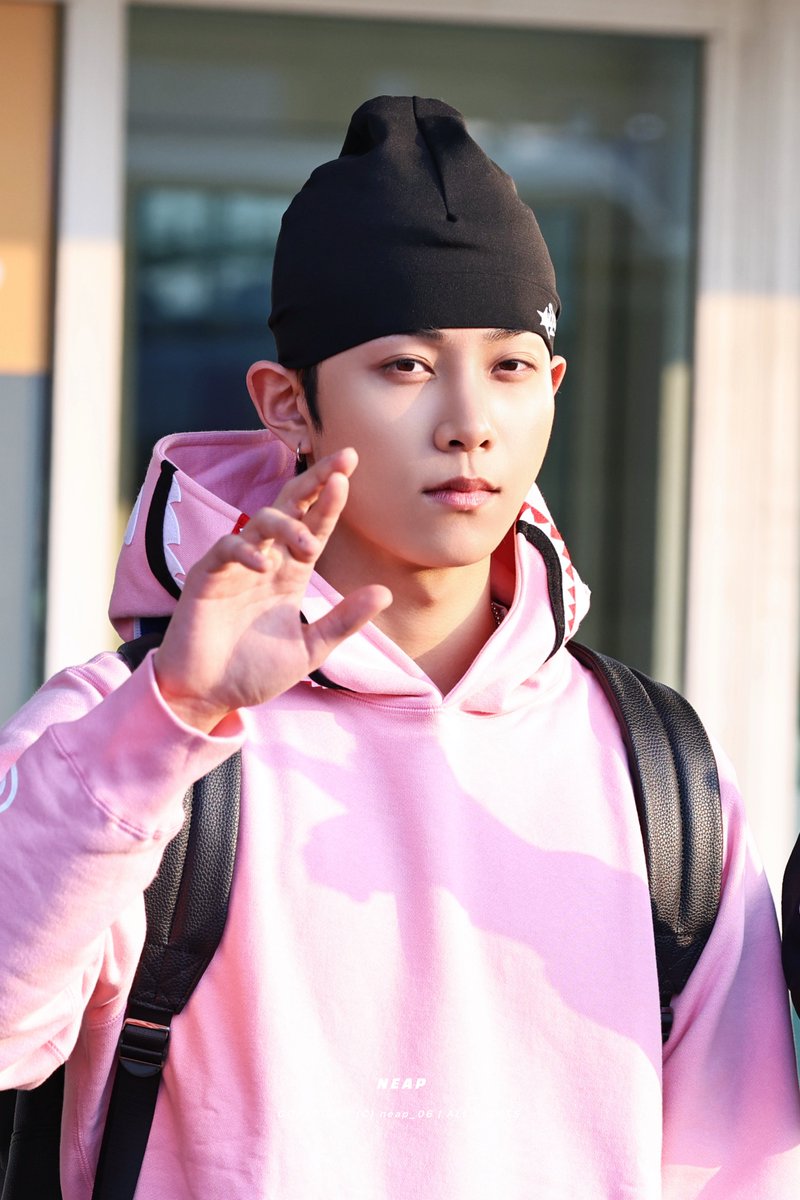 260320 인천 출국

#률 #RYUL #롱샷 #LNGSHOT