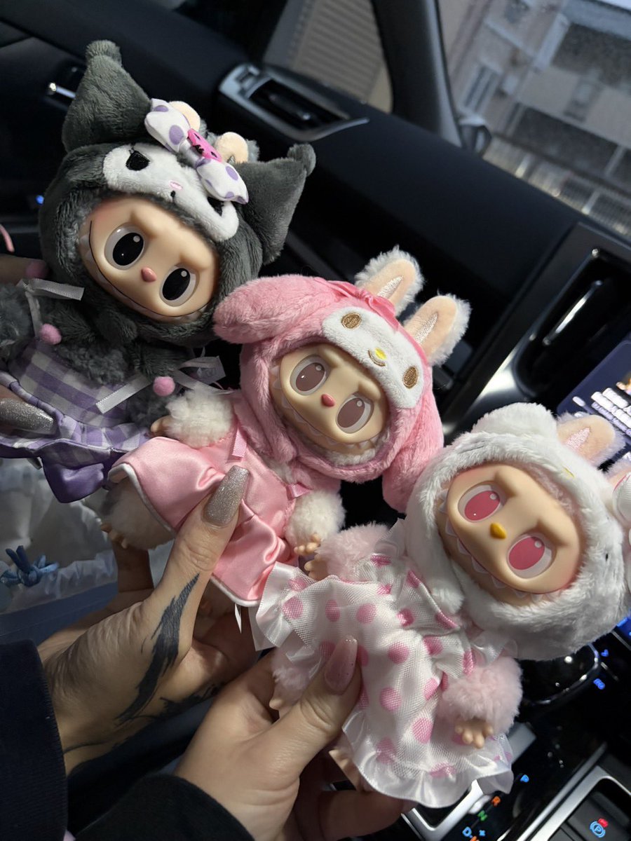 chichi_i3's tweet photo. カリナもコンプしてた💓
キャラもの好きじゃないけど実物可愛い https://t.co/IfgRkVOSkw