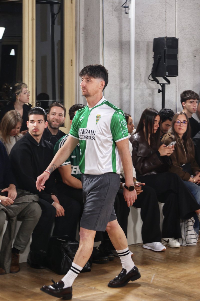 Galletita de Jenngibre tweet media