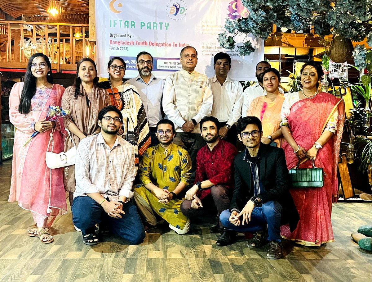 ahcisylhet's tweet photo. Bridges of friendship !

AHCI Sylhet officers joined the alumni of Bangladesh Youth Delegation to India or BYD in #Sylhet for #Iftar. The youth hold the keys to a brighter future of 🇮🇳🇧🇩 partnership. 1/2
@MEAIndia
#EidMubarak  
@IndianDiplomacy 
@ihcdhaka https://t.co/6efG2WfxiG