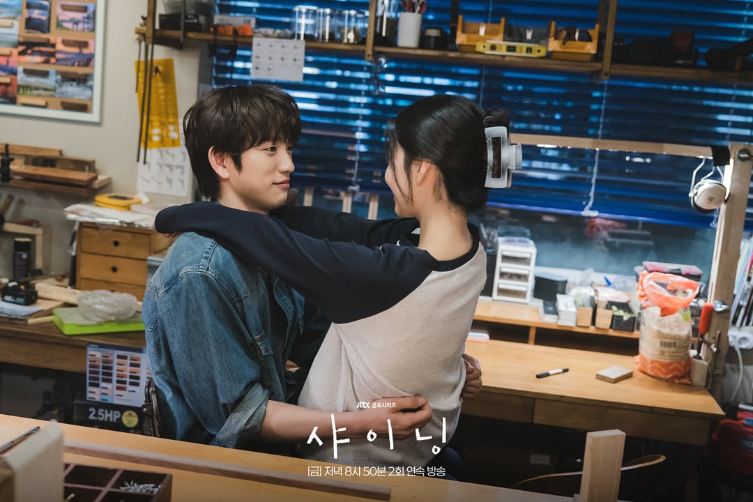 Shining Ep 5-6: Park Jinyoung and Kim Min Juâs Secret Roommate Arc Shining Ep 5-6: Park Jinyoung and Kim Min Juâs Secret Roommate Arc