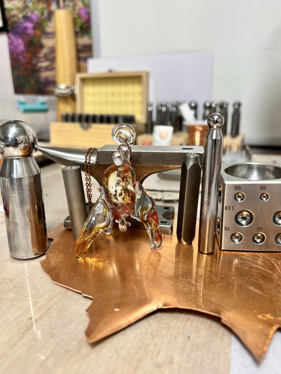 Temple Light Dance tweet media