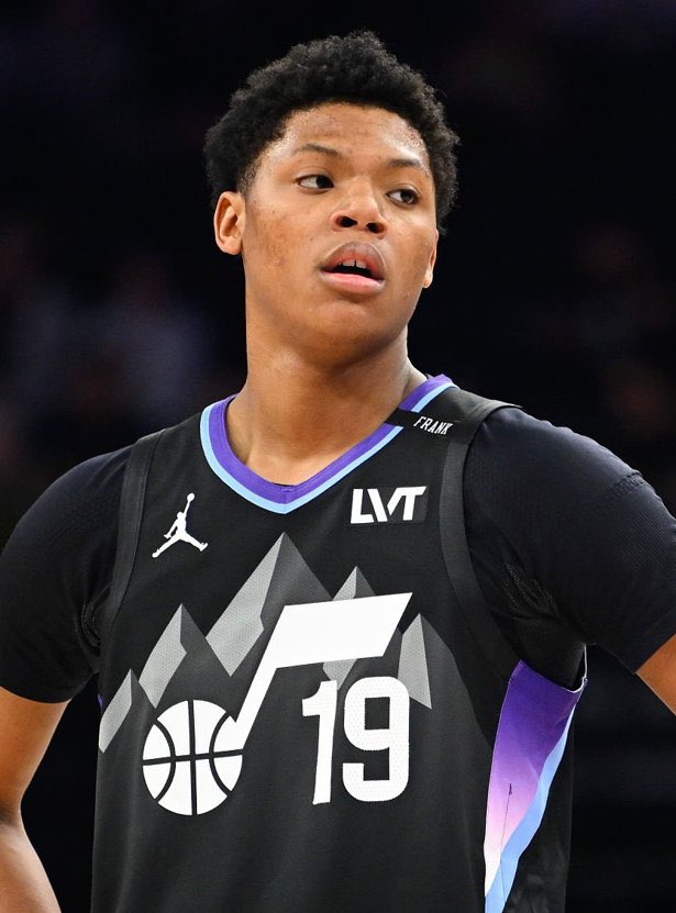 Halftime Hoops tweet media