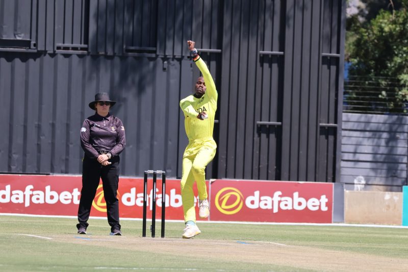 ChimpReports tweet media