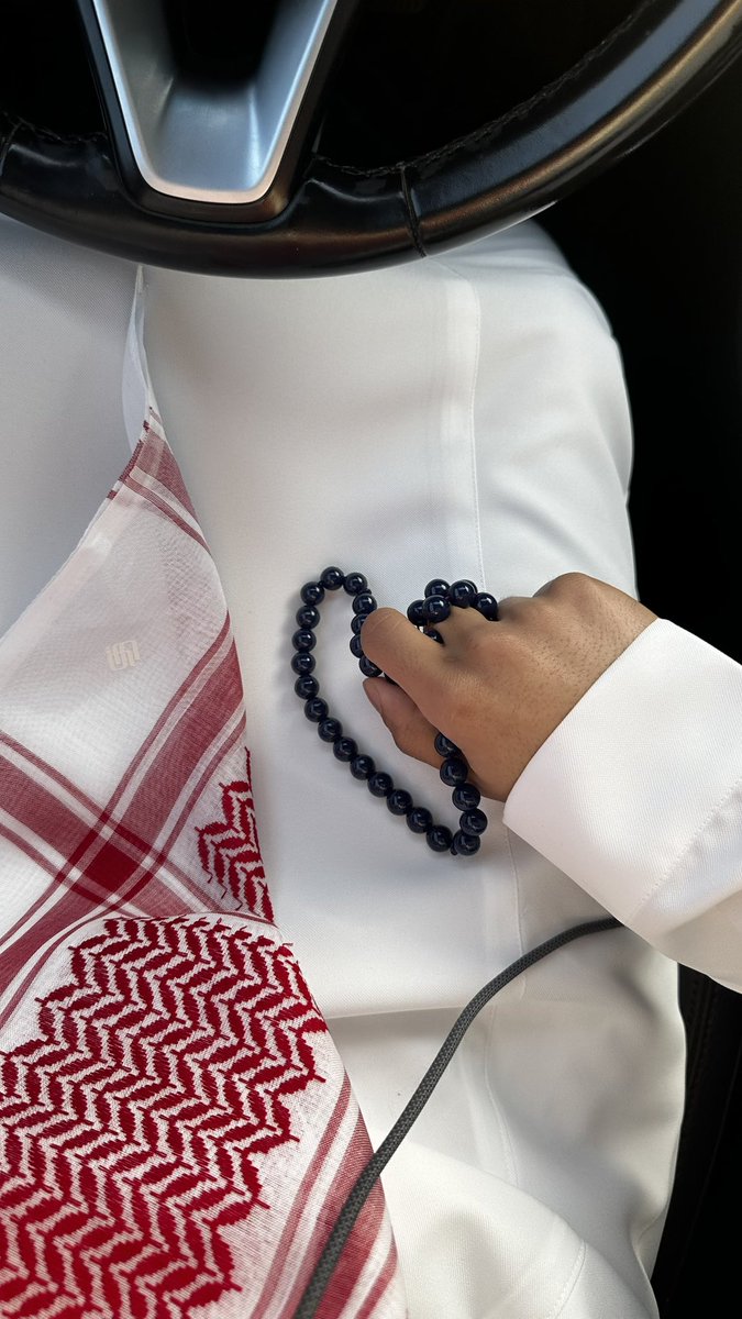 ڡىصل tweet media