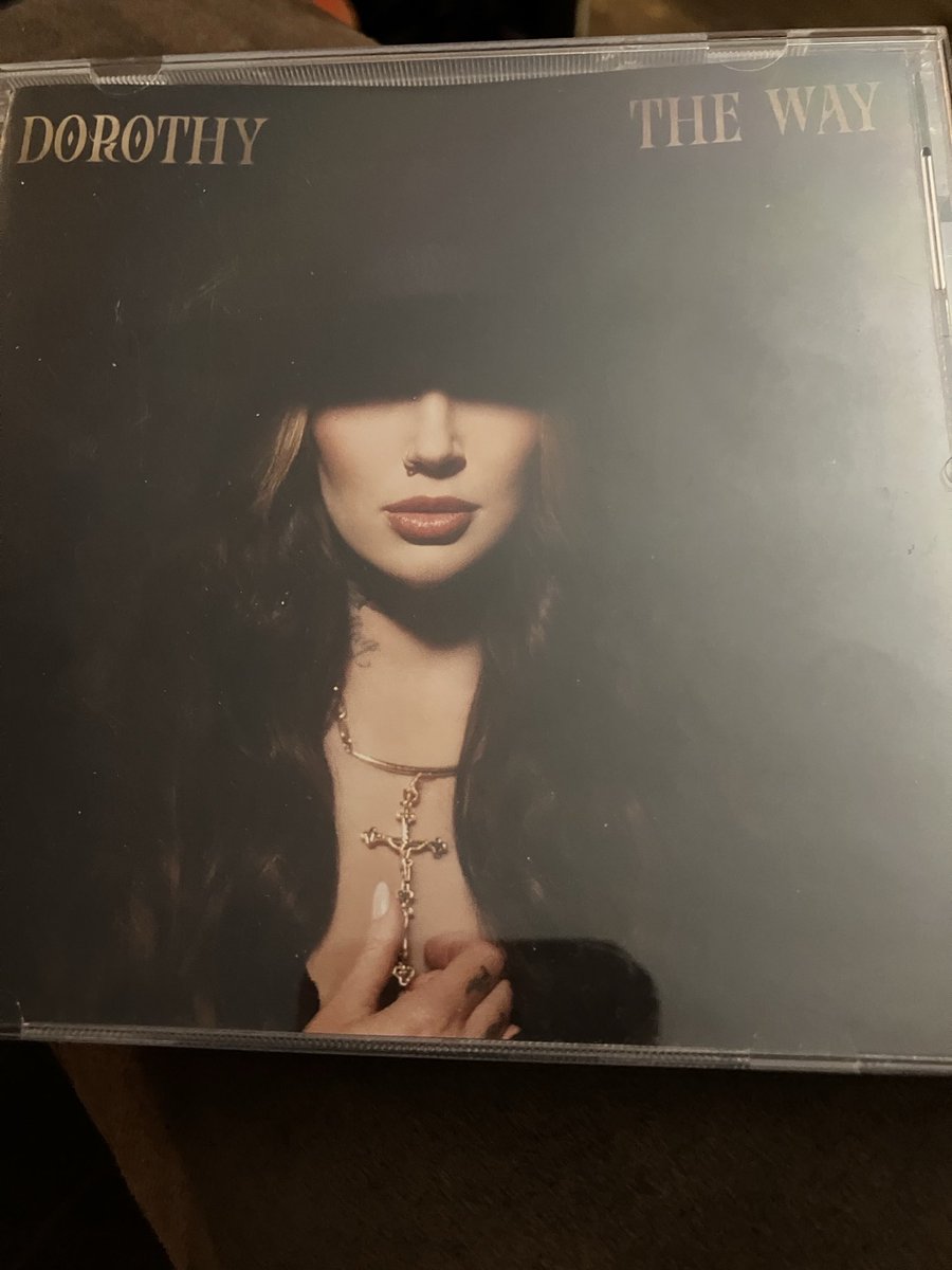 Colleen Wanglund 💜🦋📚✍️ tweet media