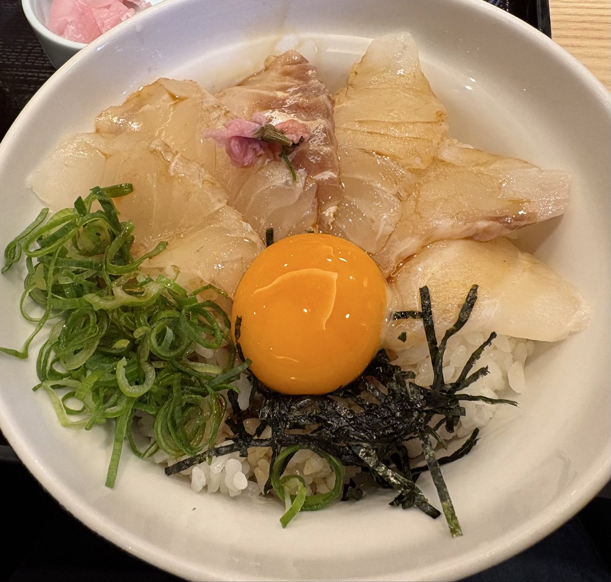 akuma048's tweet photo. さとで昼ご飯 https://t.co/zESaFVr4yN
