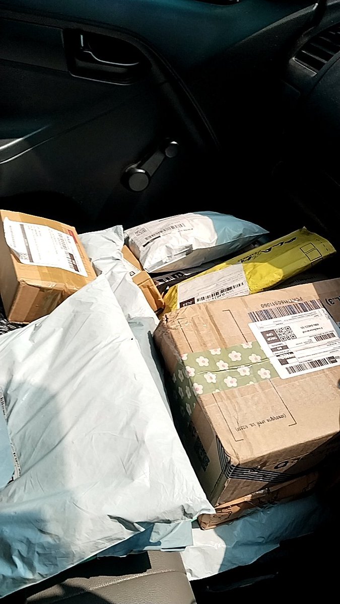 Tom(56)ลองยัง tweet media