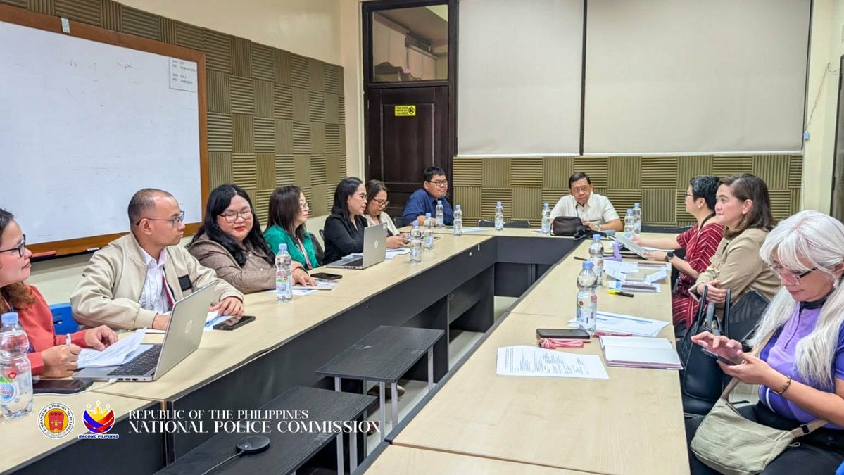 NAPOLCOM tweet media