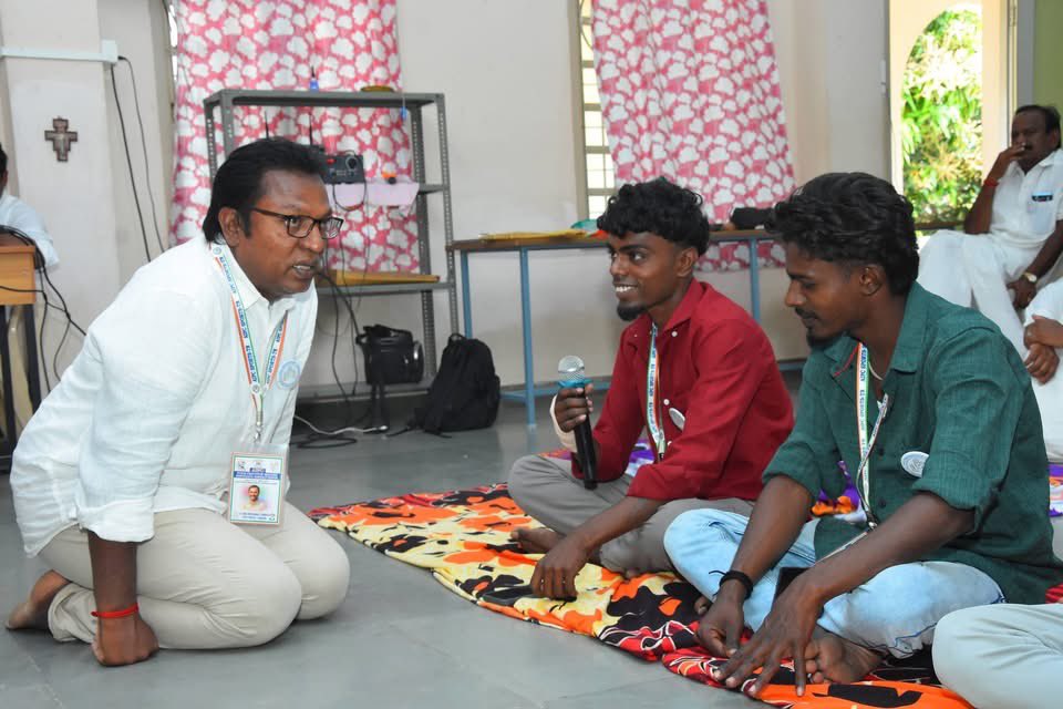 All India Professionals' Congress (AIPC) tweet media