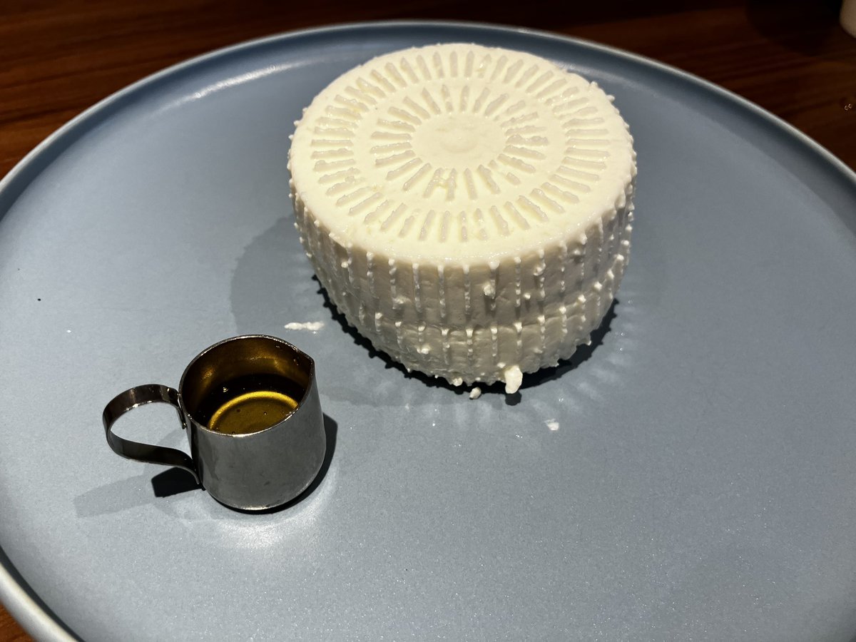 50キロ走って、またピザとチーズとハチミツ