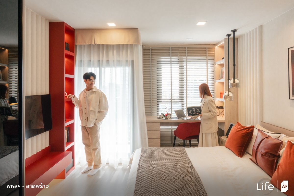 AP Thailand tweet media