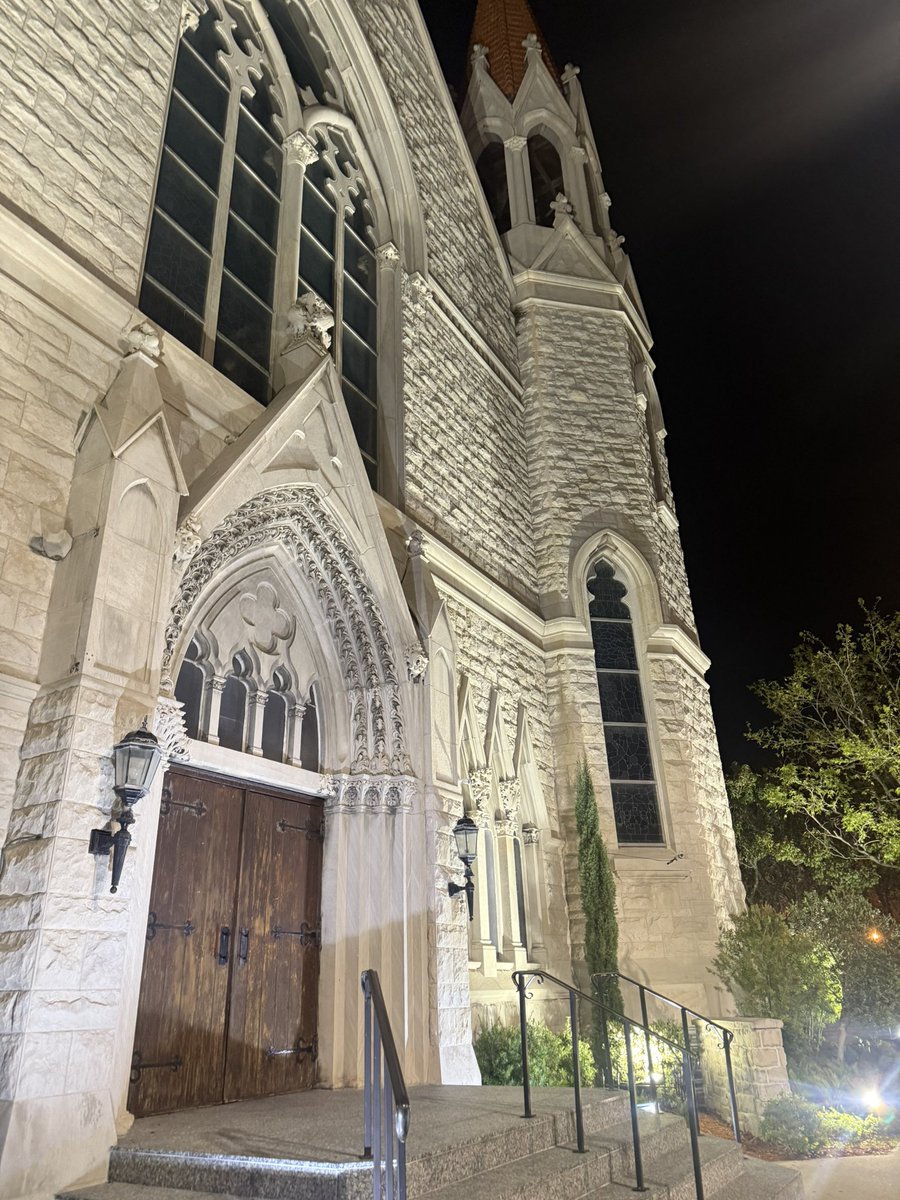 eaturmakeup's tweet image. within the last 3 hours was inside of: St Augustine FL, St Mary Georgia, and Jacksonville FL