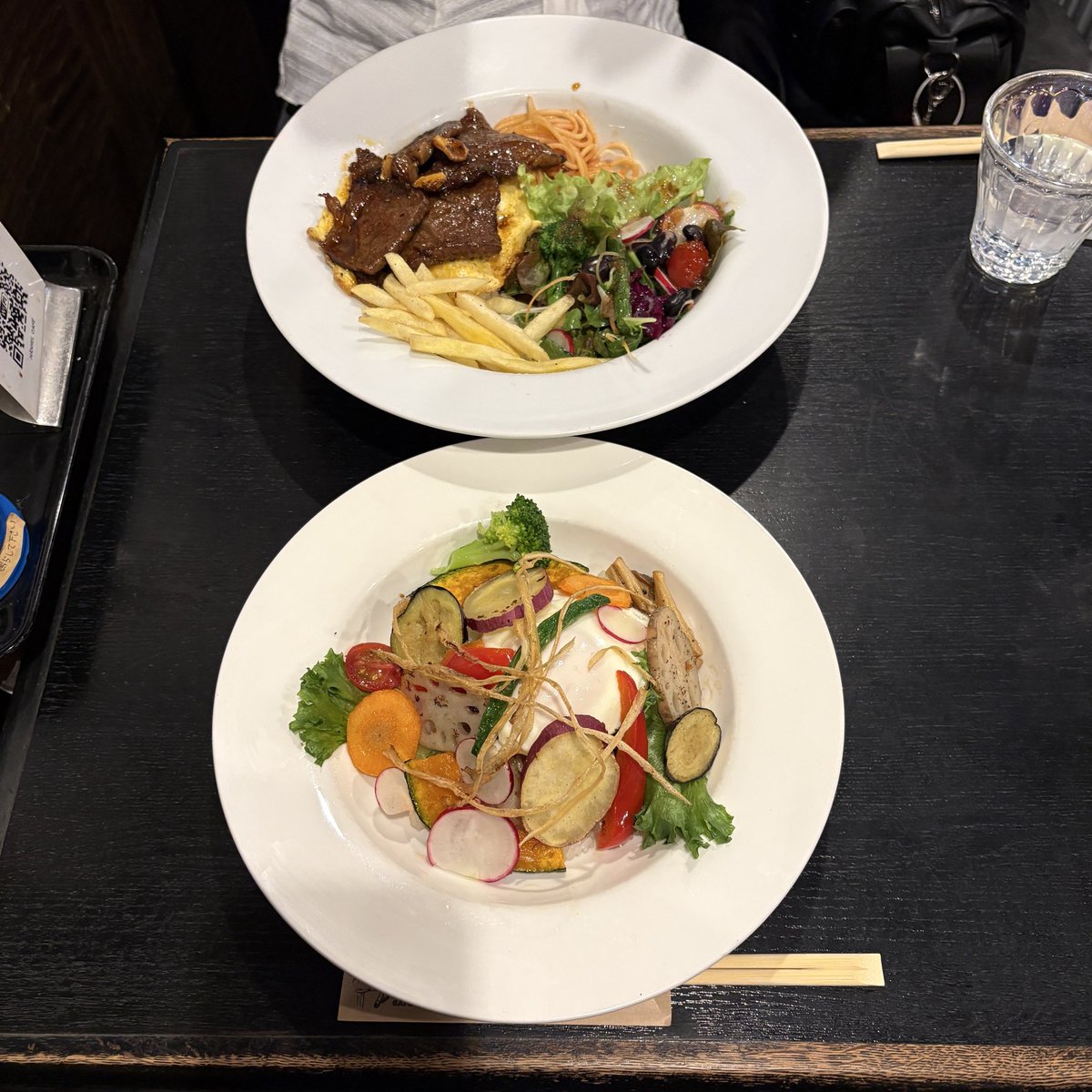 Ludwig1204's tweet photo. 念願ヘンゼルカフェ行ってきた☕*°
みょんちゃん沢山飾ってあって幸せ空間だったよー♩
みょんちゃんは最近行ったー？@aimyonGtter  #あいみょん  #ヘンゼルカフェ https://t.co/0cY0GzGVco