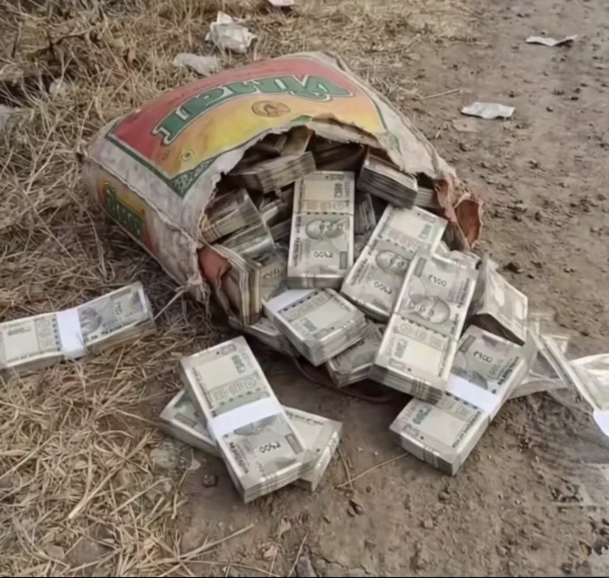 Rajak Shaikh tweet media