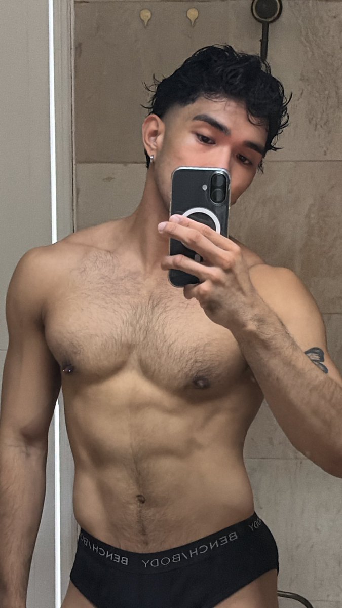 BOMBA DING • Denzel Sarra 💣💪🏽 tweet media