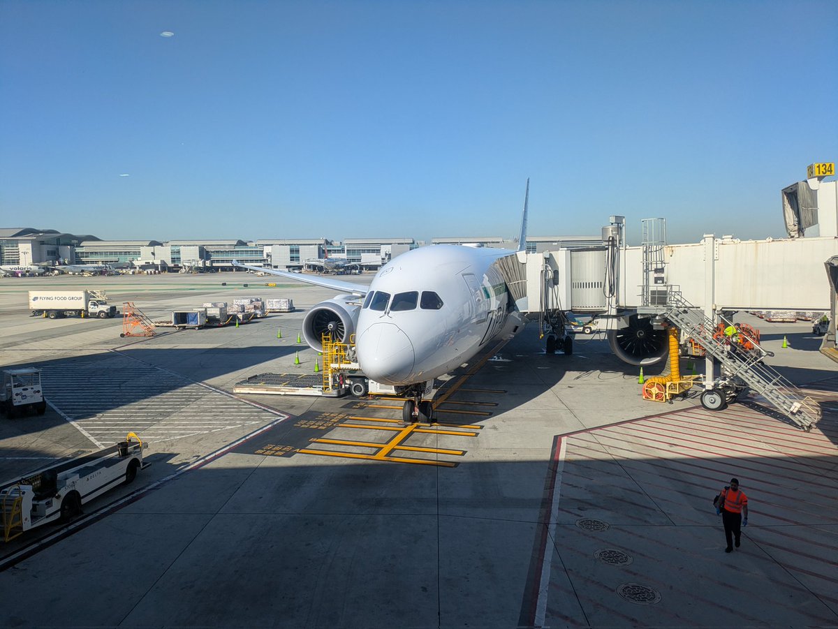 ひろむら/🌍️LCCで世界一周/国内線制覇達成/Hiromura tweet media