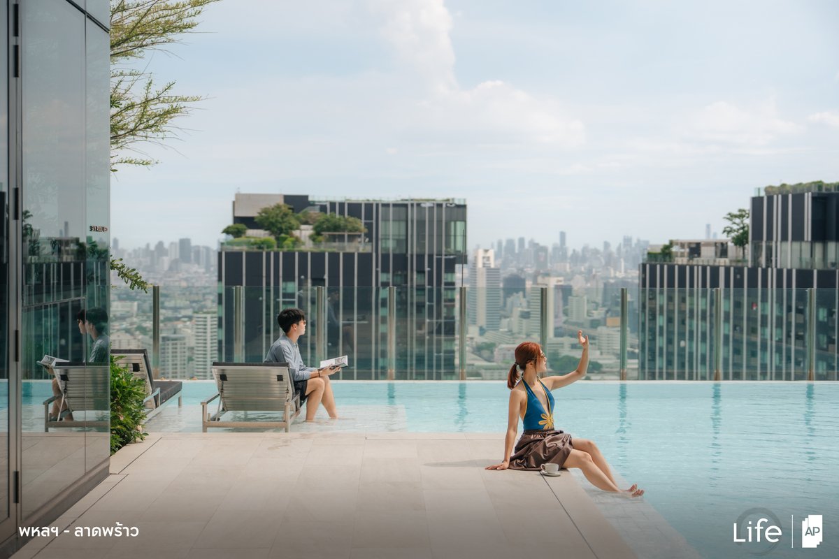 AP Thailand tweet media