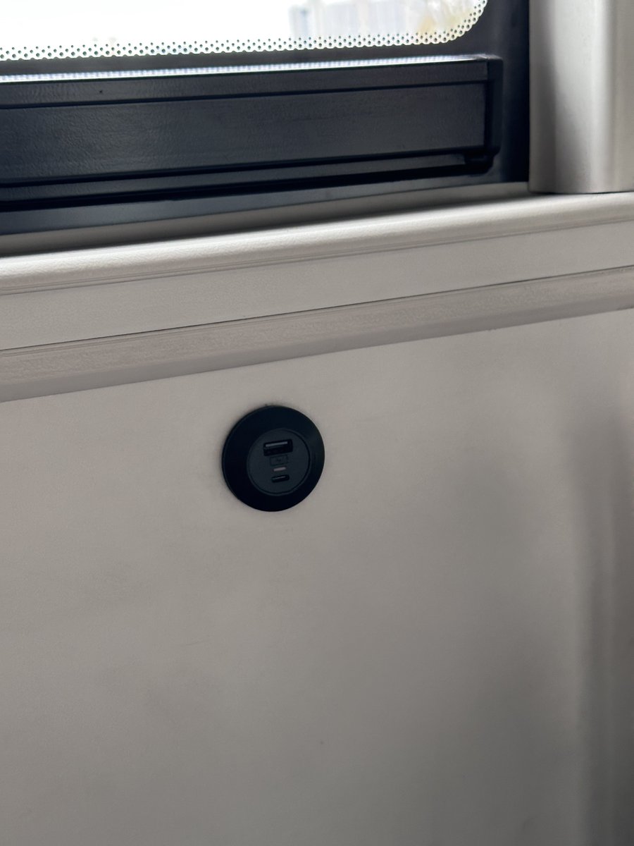 独立交易员 tweet media