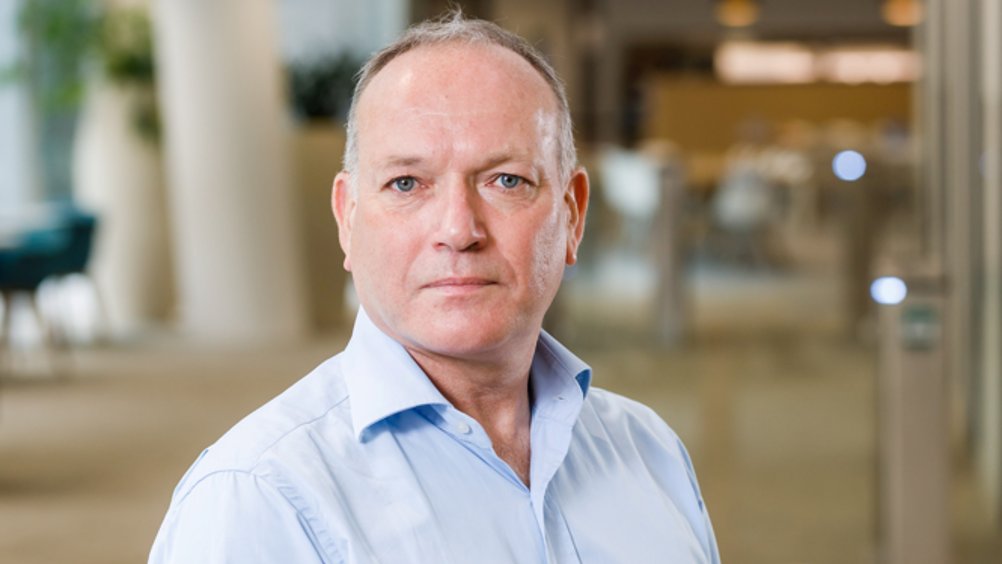 HR magazine tweet media