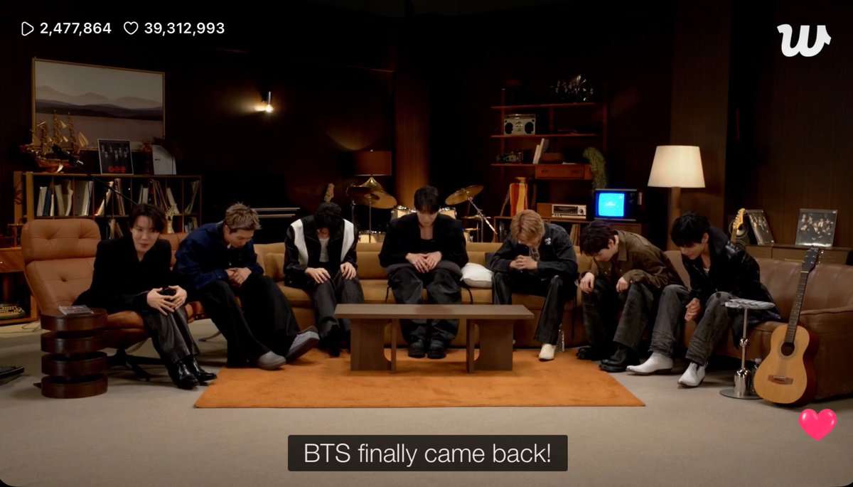 chloe☆ seeing bts! tweet media