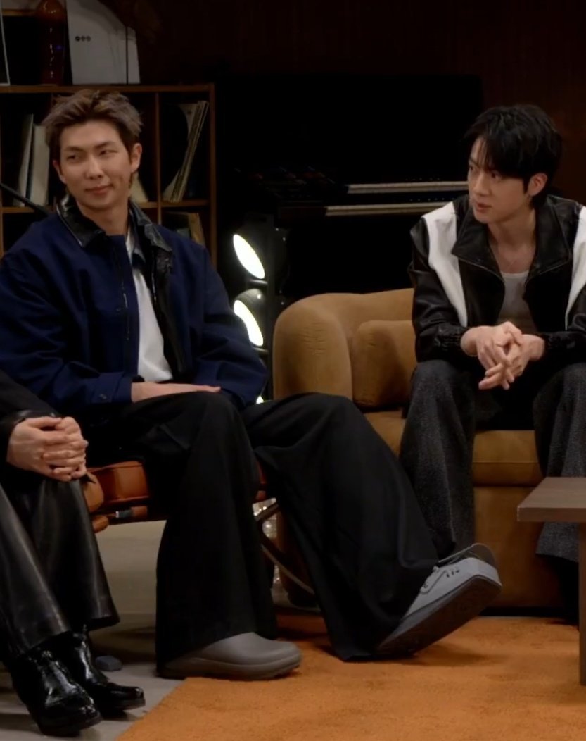 헬로우꾹.97 tweet media