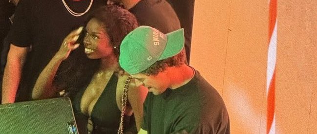 𝐕𝐢𝐧𝐧𝐢𝐞✧˖° tweet media