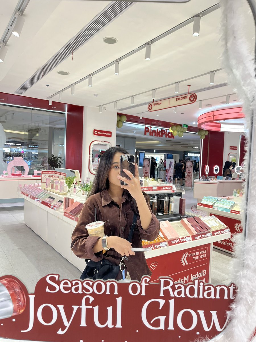 Bitter Love tweet media