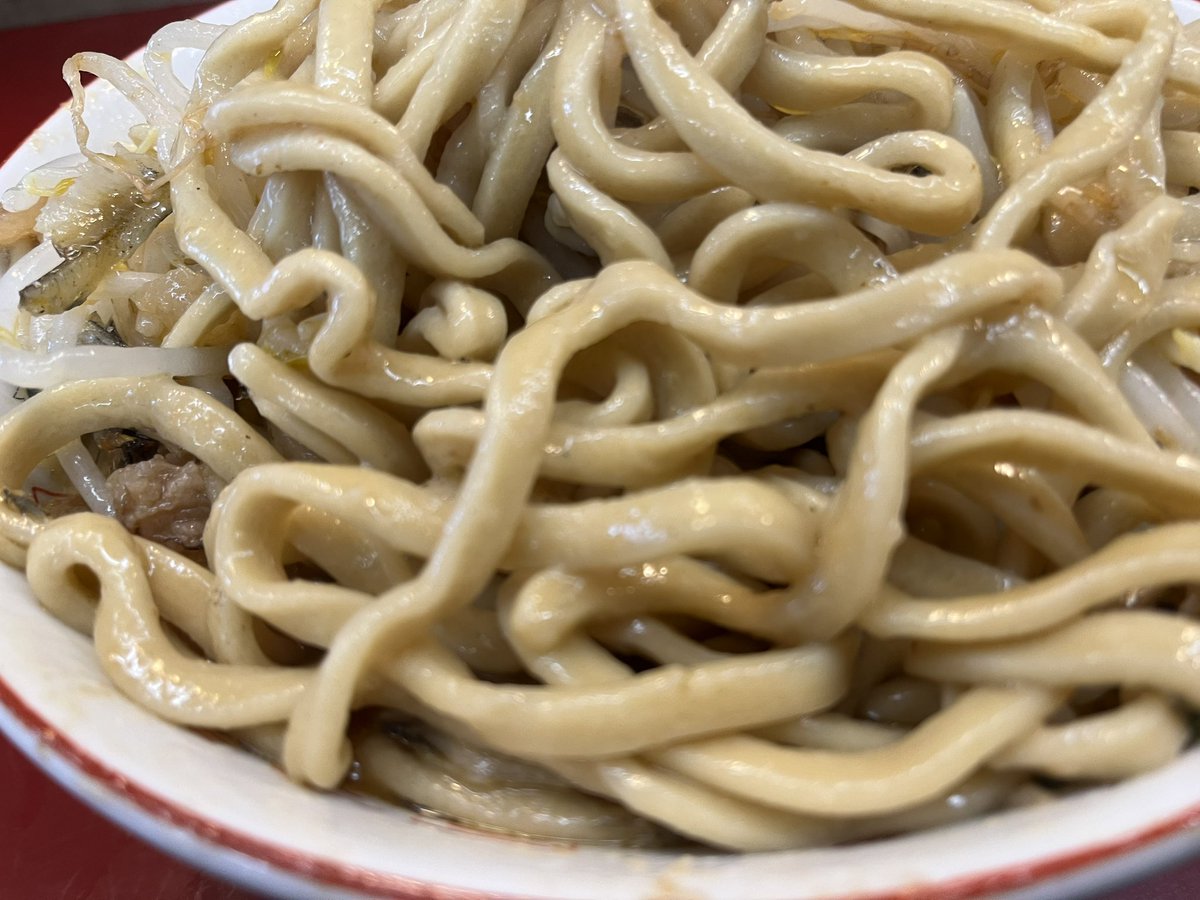 あさたろう tweet media